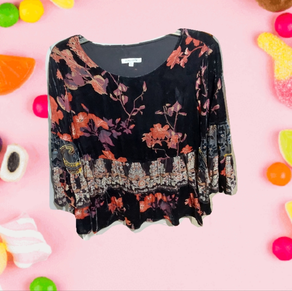 Black Flowered Velvet Blouse